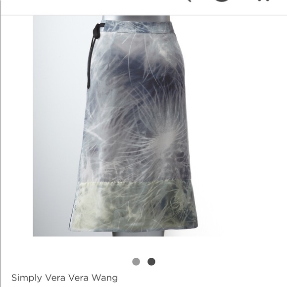 SimplyVera Vera Wang wrap skirt - Picture 2 of 3